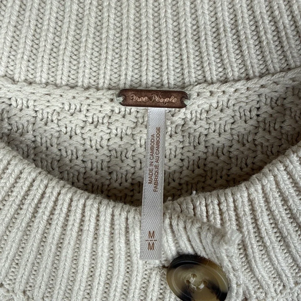 Free People Lila Cardi Cropped Chunky Knit Button Cardigan Beige Medium Preppy